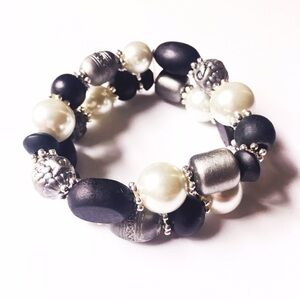 Black and Silver Beaded Stretch Bracelet